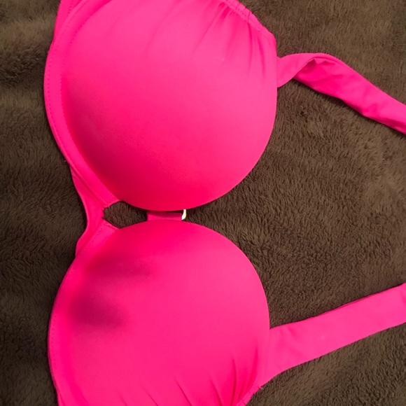 ISO MATCHING BOTTOMS - Picture 2 of 2